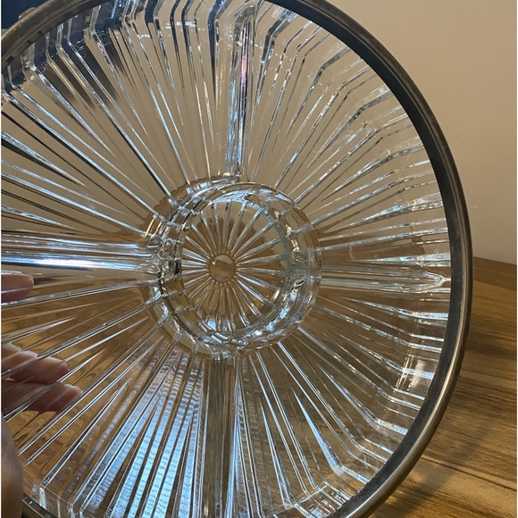 Beautiful vintage appetizer serving dish with silver rim - Picture 2 of 5